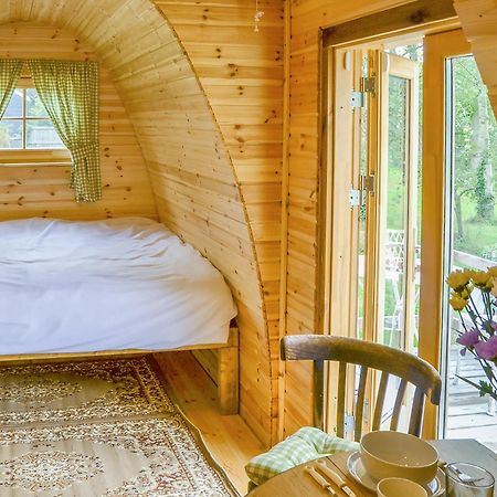 Вилла The Squirrels Strelley Barn Woodham Mortimer Экстерьер фото